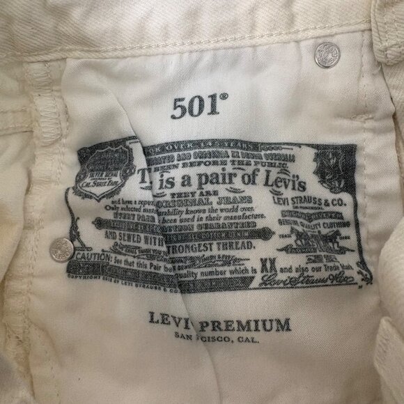 Levis Premium 501 Button Fly White Distressed Denim Cotton Shorts W24 - Picture 7 of 10
